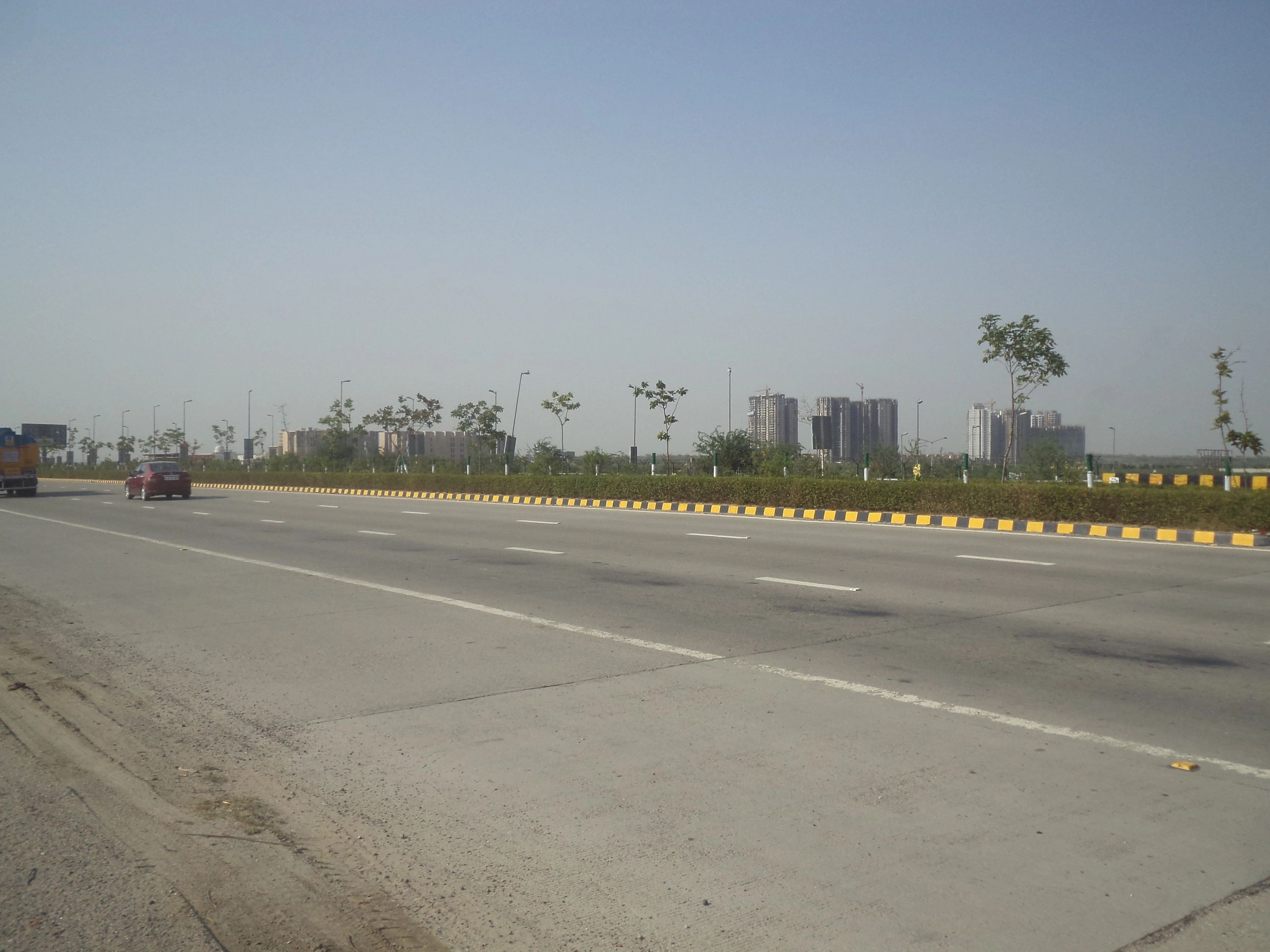 भीवाड़ी में 3BHK फ्लैट